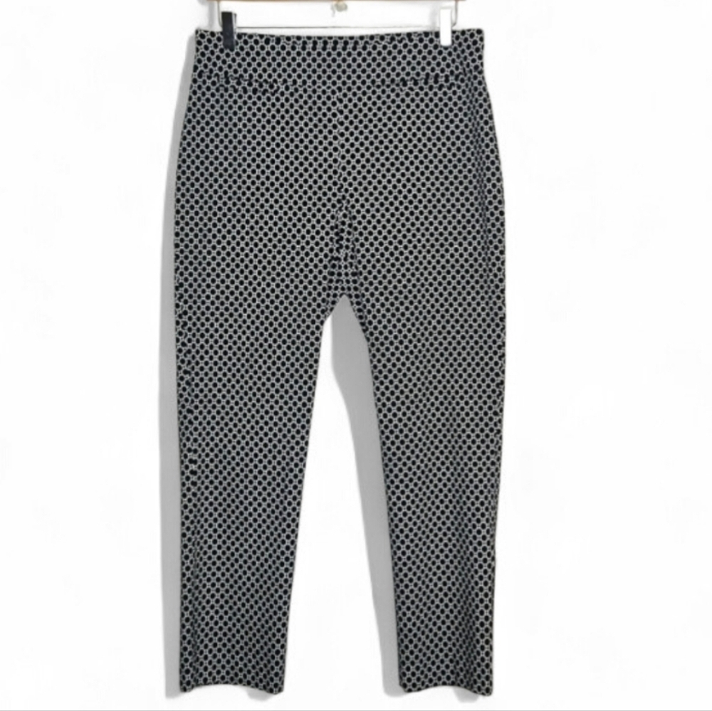 Talbots pullon, Small Print, Ankle Pants. Black/white. Size 10